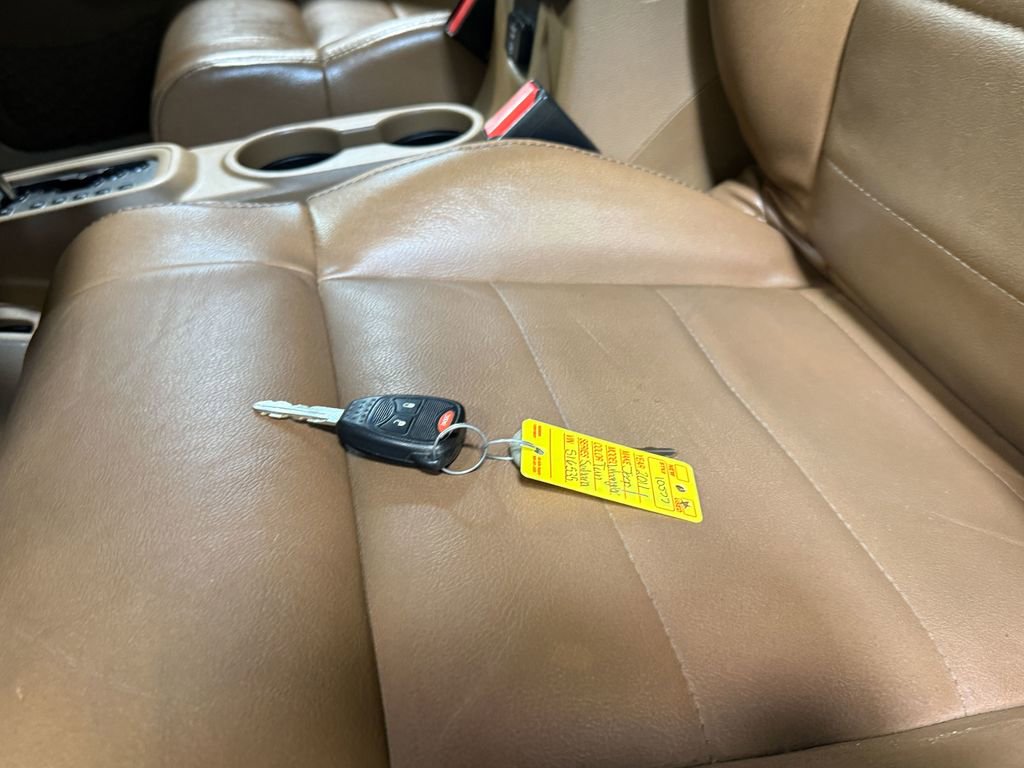Used 2011 Jeep Wrangler Sahara w/ Connectivity Group AWD/4WD image 18