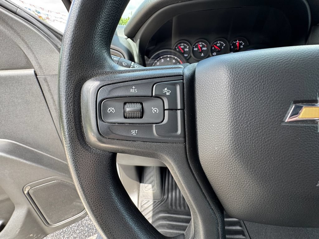 Used 2023 Chevrolet Silverado 1500 Custom AWD/4WD image 22