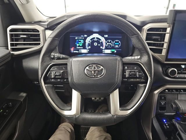 Certified 2024 Toyota Sequoia SR5 AWD/4WD image 19