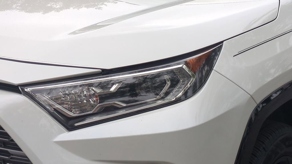 Used 2021 Toyota RAV4 XSE w/ XSE Grade Weather Package AWD/4WD image 27