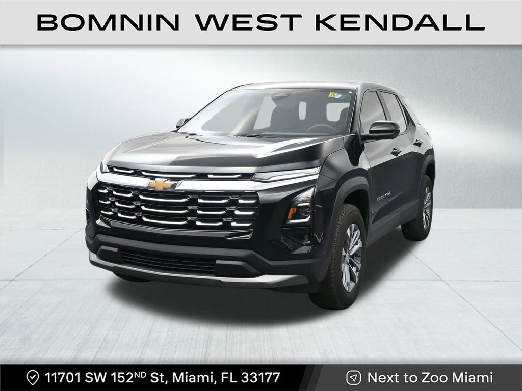 Used 2025 Chevrolet Equinox LT w/ Safety and Technology Package image 8