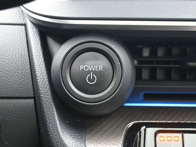 Used 2024 Toyota Prius XLE image 17