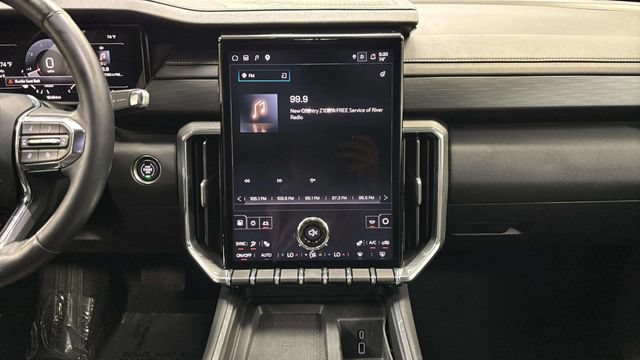 Used 2025 GMC Acadia Elevation FWD image 12