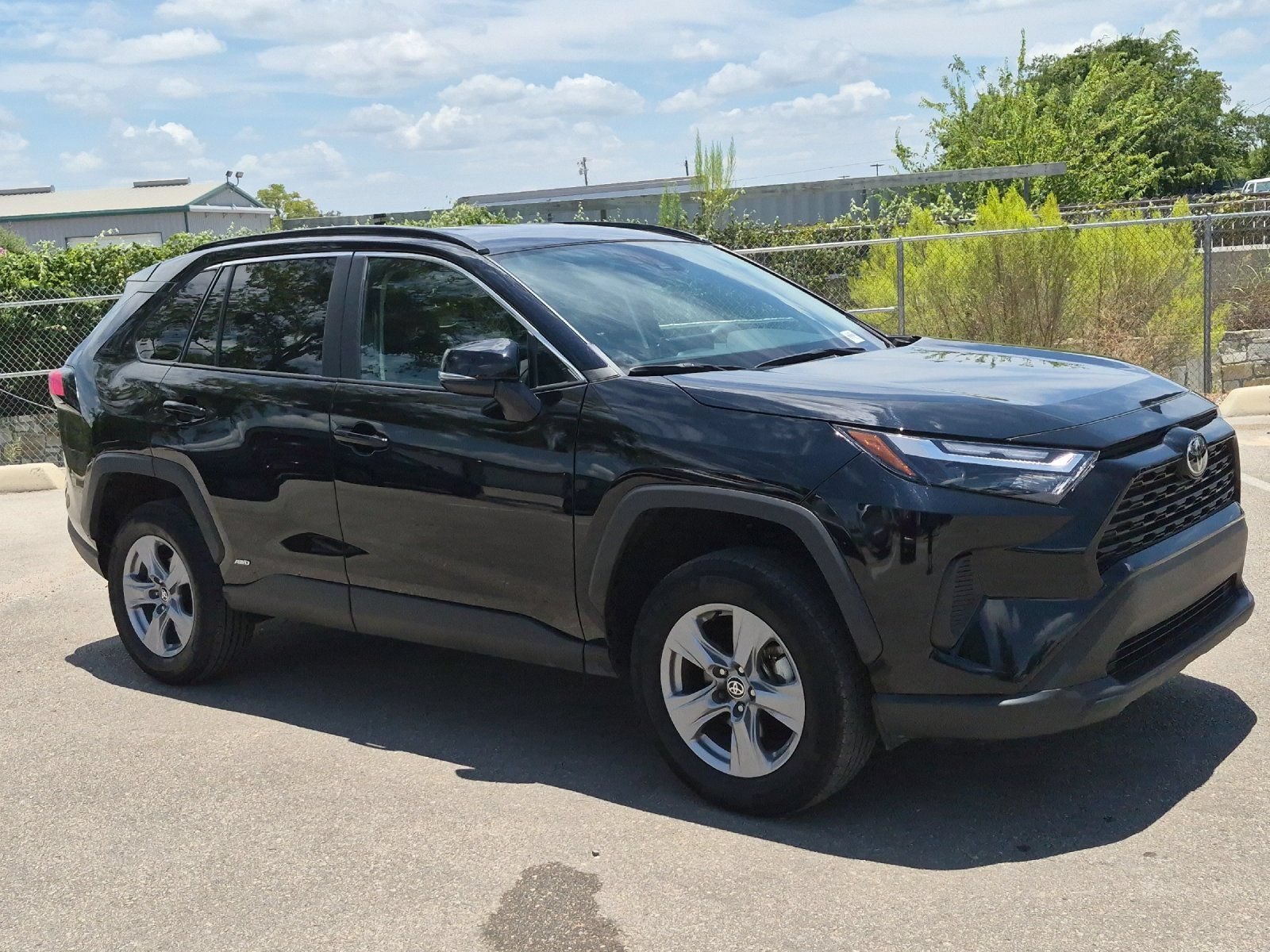 Certified 2025 Toyota RAV4 XLE AWD/4WD image 7
