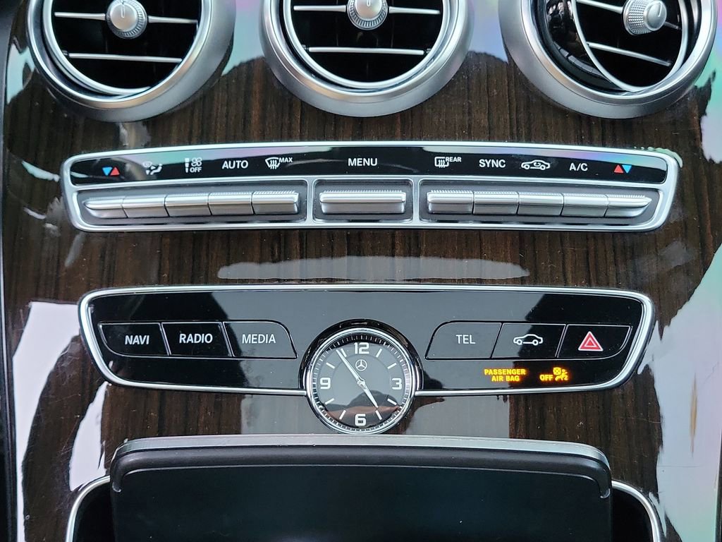 Used 2020 Mercedes-Benz C 300 Sedan image 31