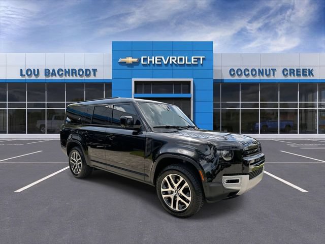 Used 2023 Land Rover Defender 130 SE AWD/4WD image 2