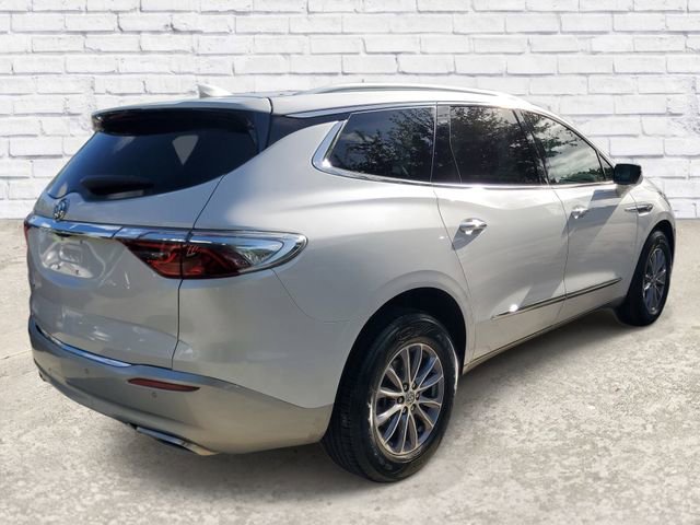 Certified 2024 Buick Enclave Essence w/ Technology Package image 4