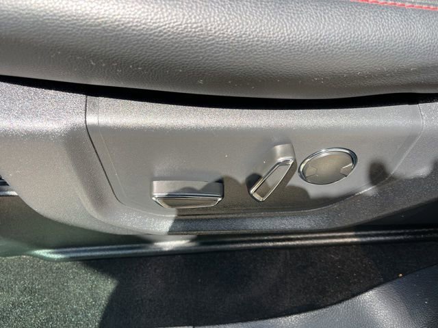 Used 2023 Ford Expedition Limited image 41