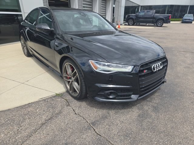 Used 2017 Audi S6 Prestige w/ S6 Sport Package AWD/4WD image 9
