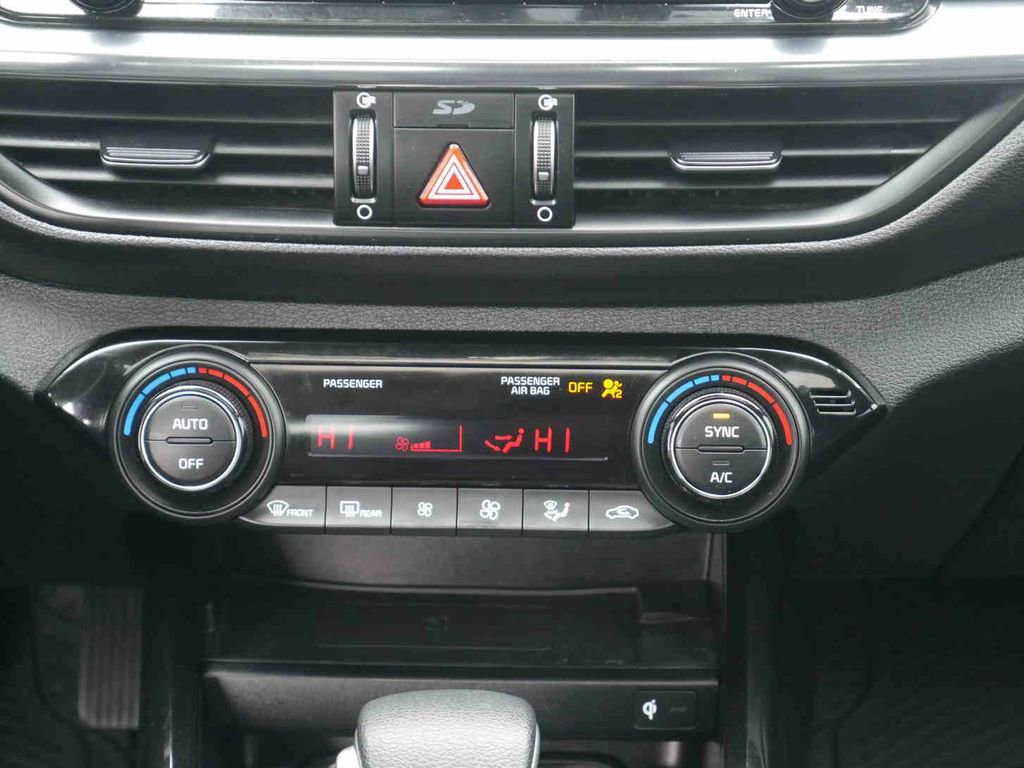 Used 2021 Kia Forte EX image 7