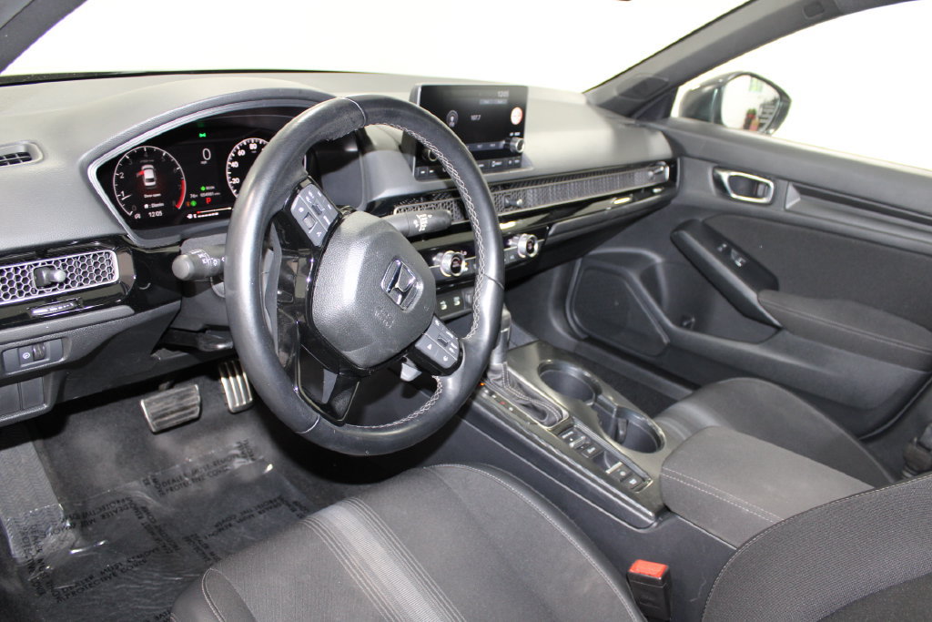 Used 2025 Honda Civic Sport image 14