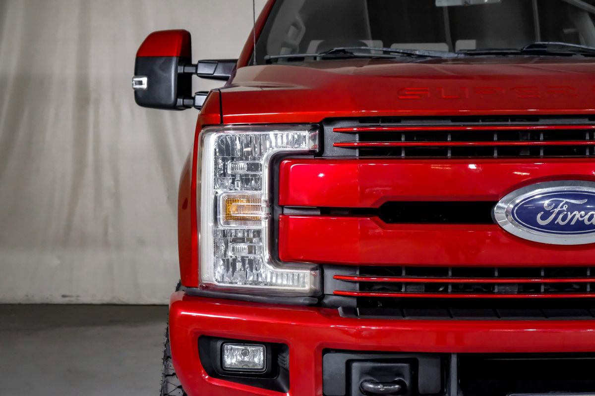 Used 2019 Ford F350 Lariat w/ Lariat Value Package AWD/4WD image 39