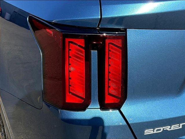Used 2025 Kia Sorento EX w/ EX Panoramic Sunroof Package FWD image 25