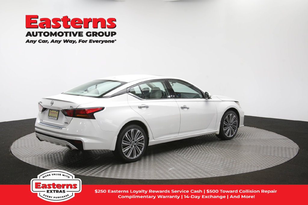 Used 2023 Nissan Altima 2.5 SL AWD/4WD image 43