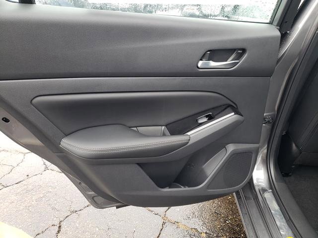 New 2025 Nissan Altima 2.5 SL image 13