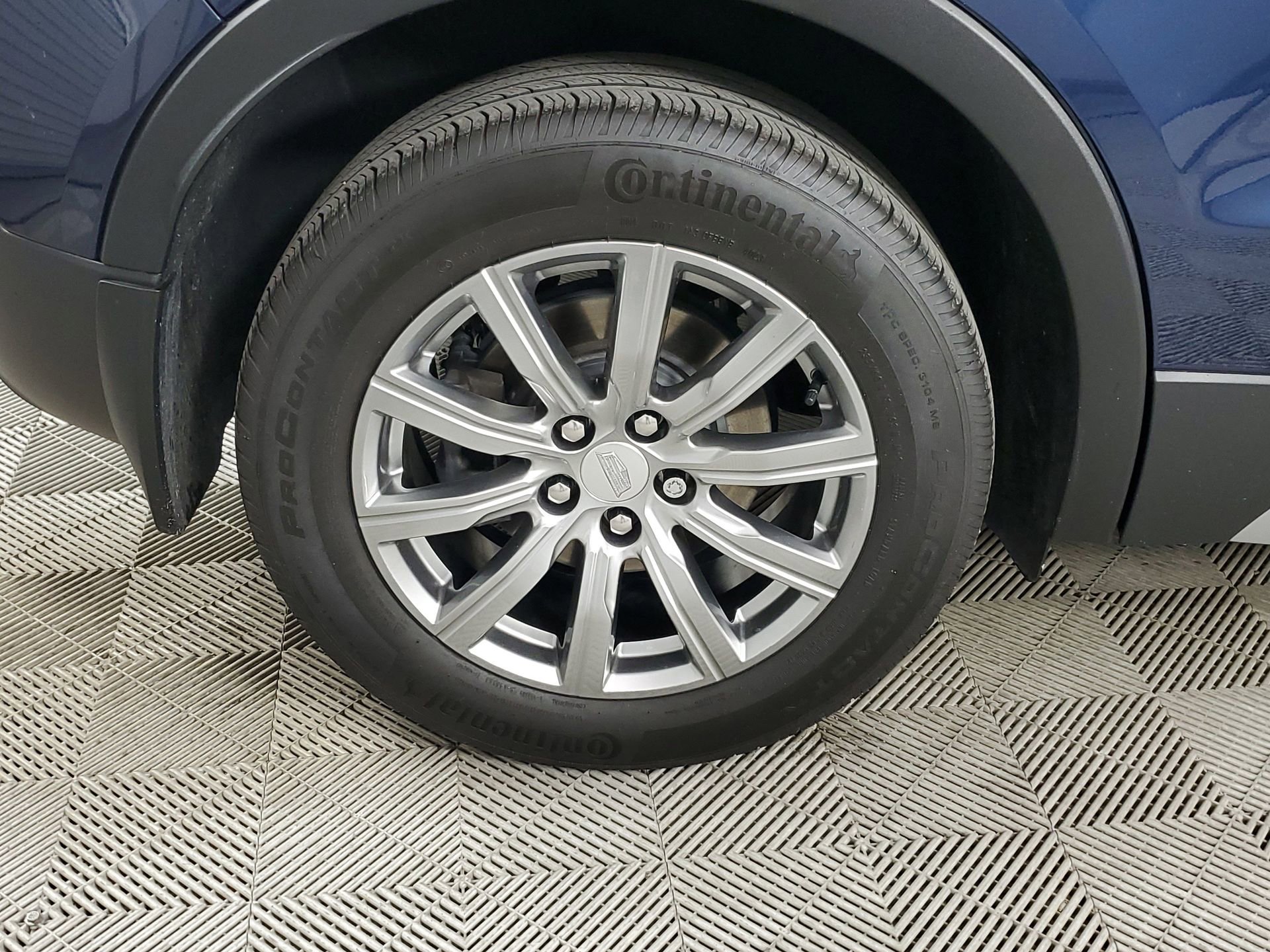 Used 2020 Cadillac XT4 Premium Luxury image 13