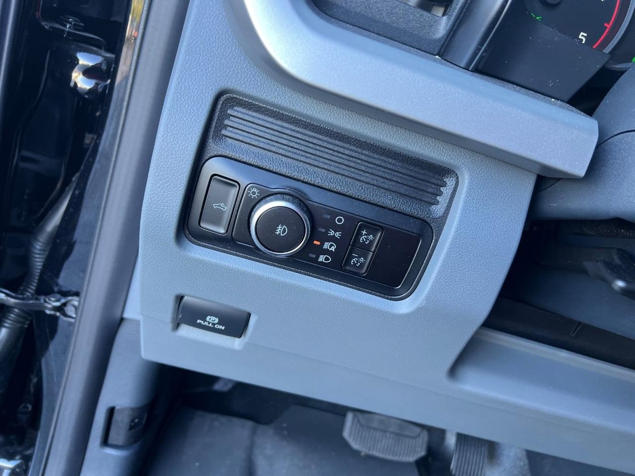 Used 2025 Ford F350 XL w/ XL Driver Assist Package image 19