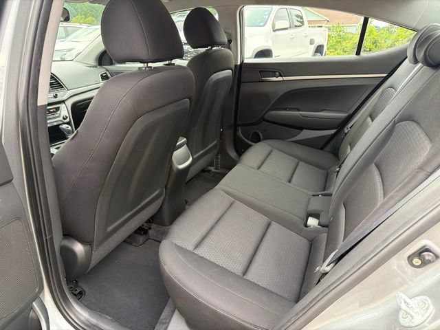 Used 2018 Hyundai Elantra SE FWD image 14