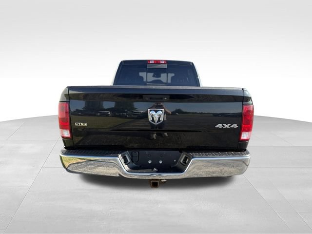 Used 2018 RAM 1500 Classic SLT w/ Luxury Group AWD/4WD image 13
