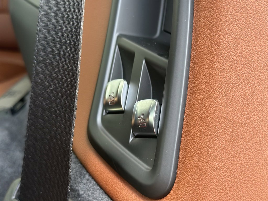 New 2026 BMW ALPINA XB7 image 30