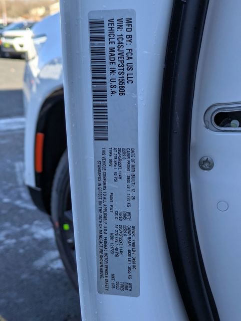 New 2026 Jeep Grand Wagoneer Summit w/ Premium Group III AWD/4WD image 32