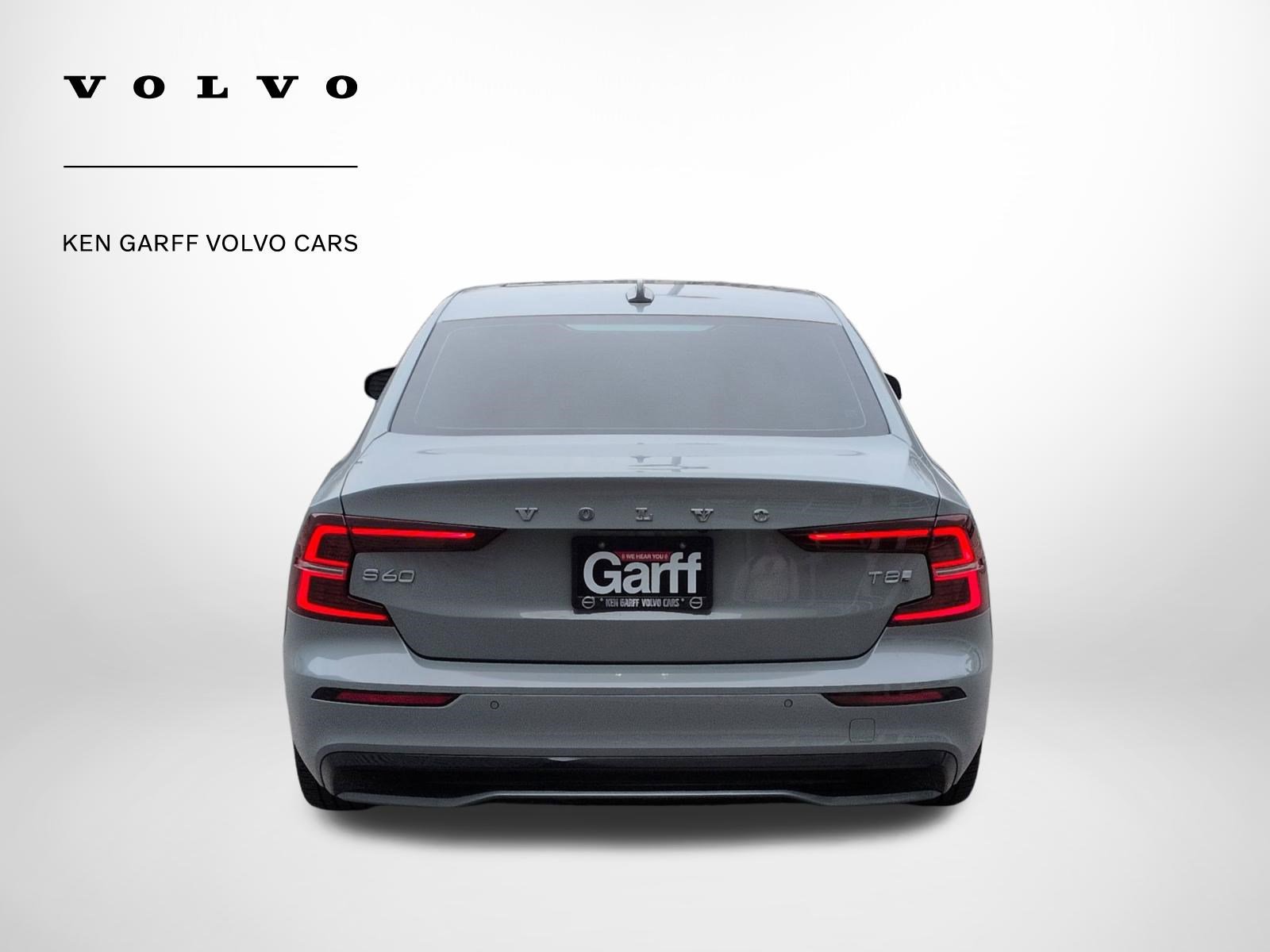 Used 2025 Volvo S60 T8 Plus image 4