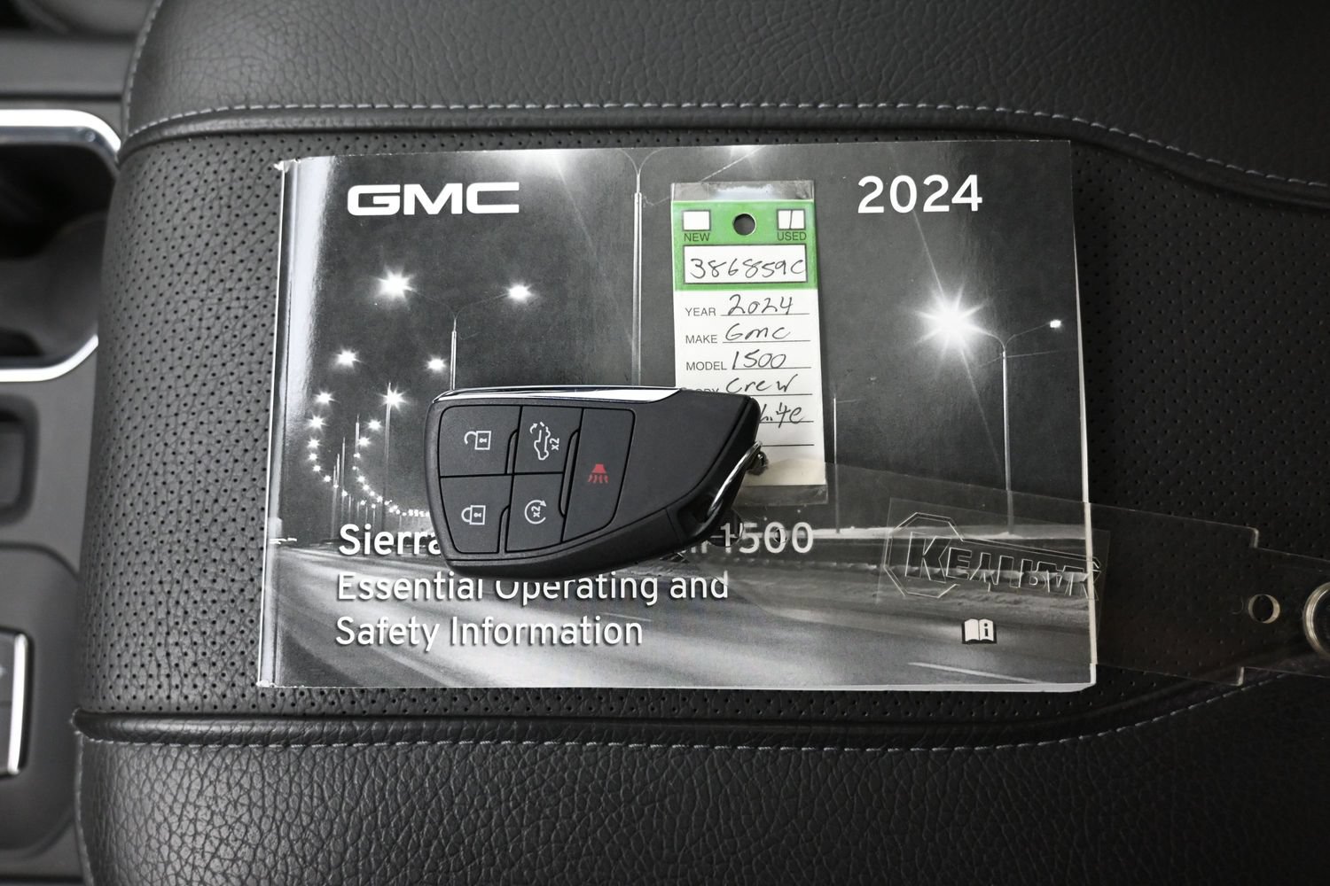 Used 2024 GMC Sierra 1500 Denali w/ Denali Reserve Package AWD/4WD image 20