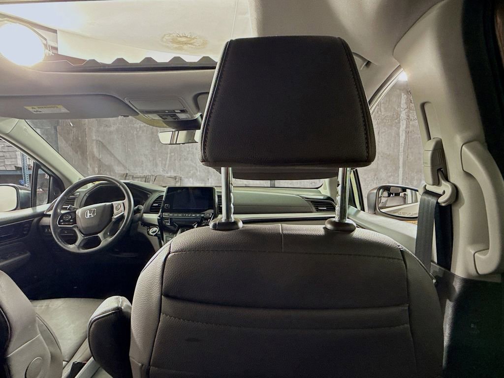 Certified 2021 Honda Odyssey Touring image 17