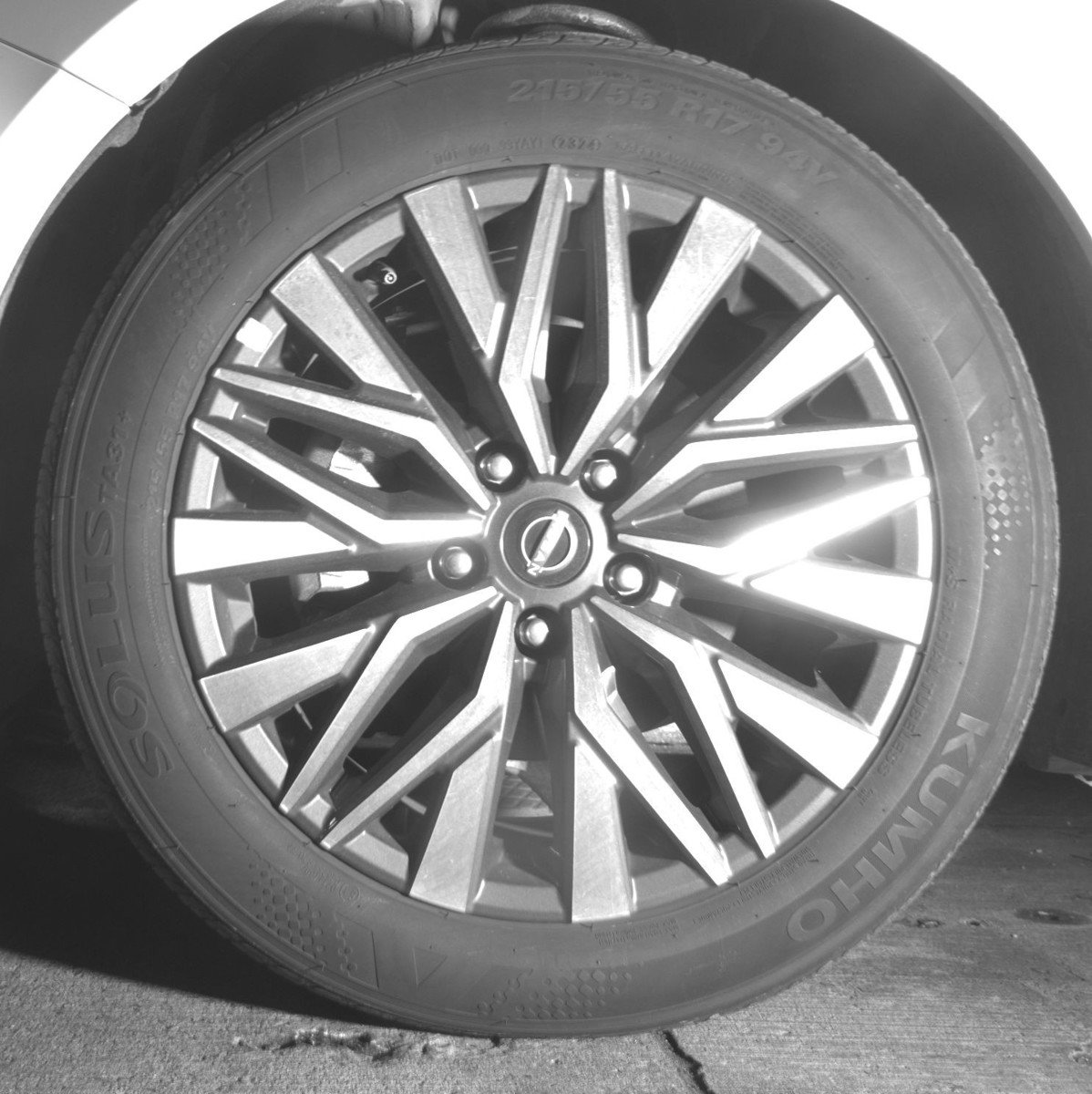 Used 2025 Nissan Altima 2.5 SV FWD image 12