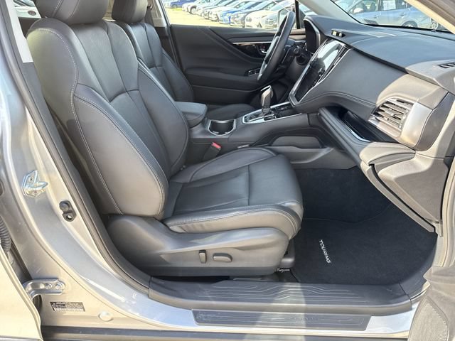 Certified 2025 Subaru Outback Touring AWD/4WD image 15