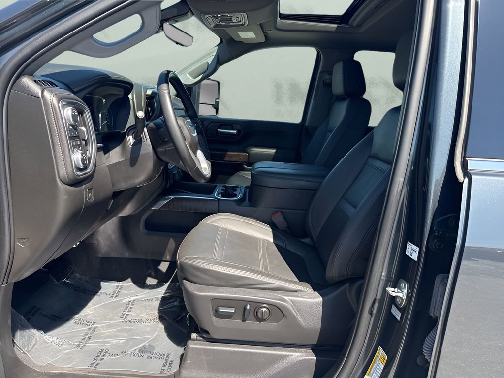 Used 2023 GMC Sierra 2500 Denali w/ Denali Ultimate Package image 9
