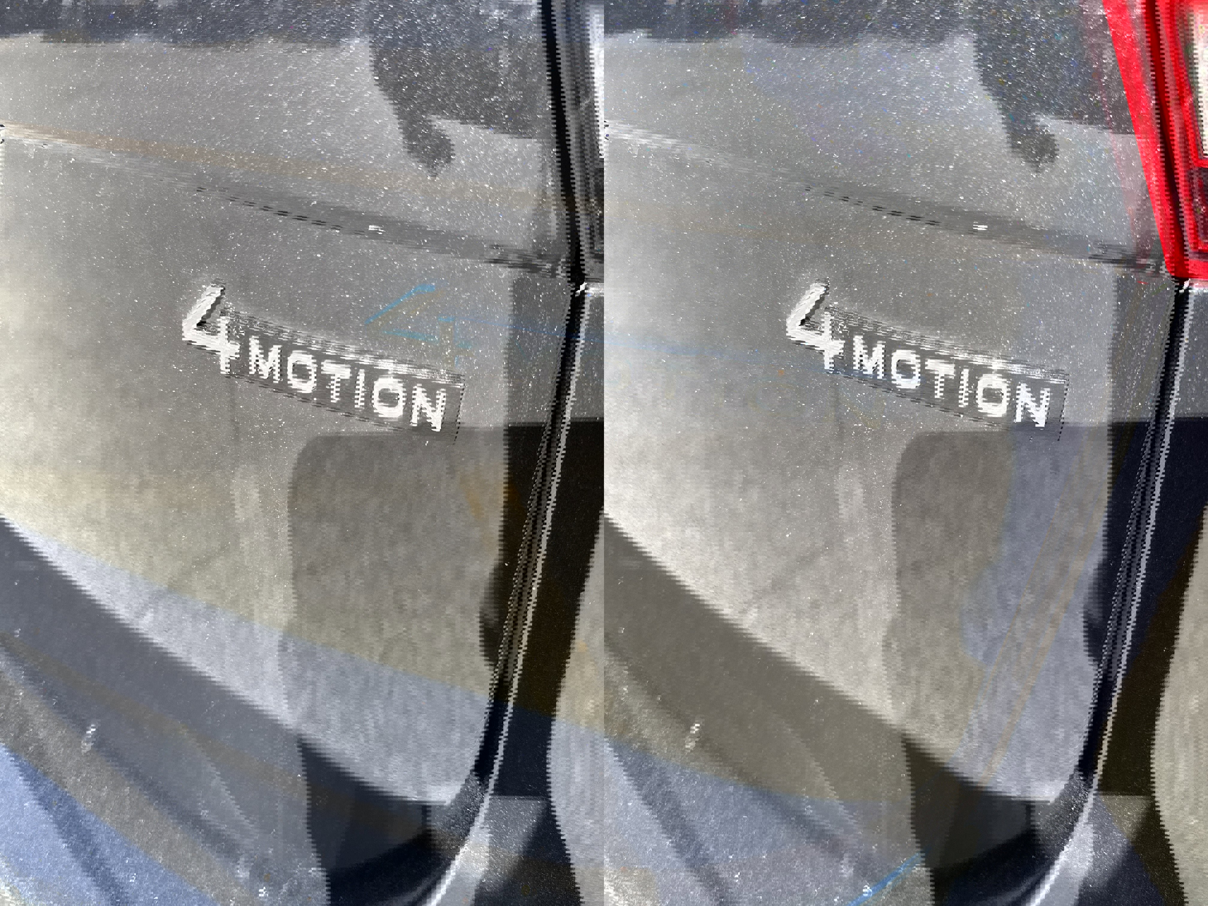 Used 2022 Volkswagen Tiguan SE R-Line image 8