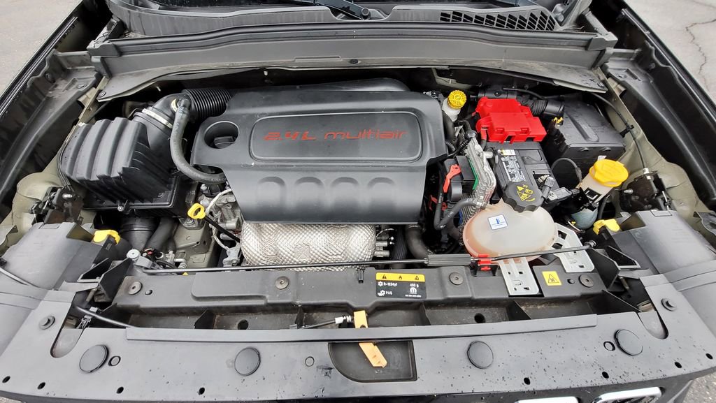 Used 2021 Jeep Renegade Latitude image 17