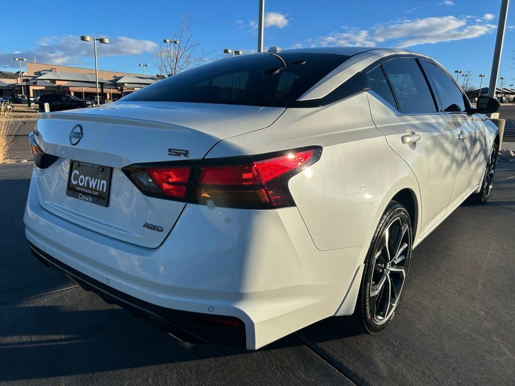 Used 2025 Nissan Altima 2.5 SR image 9