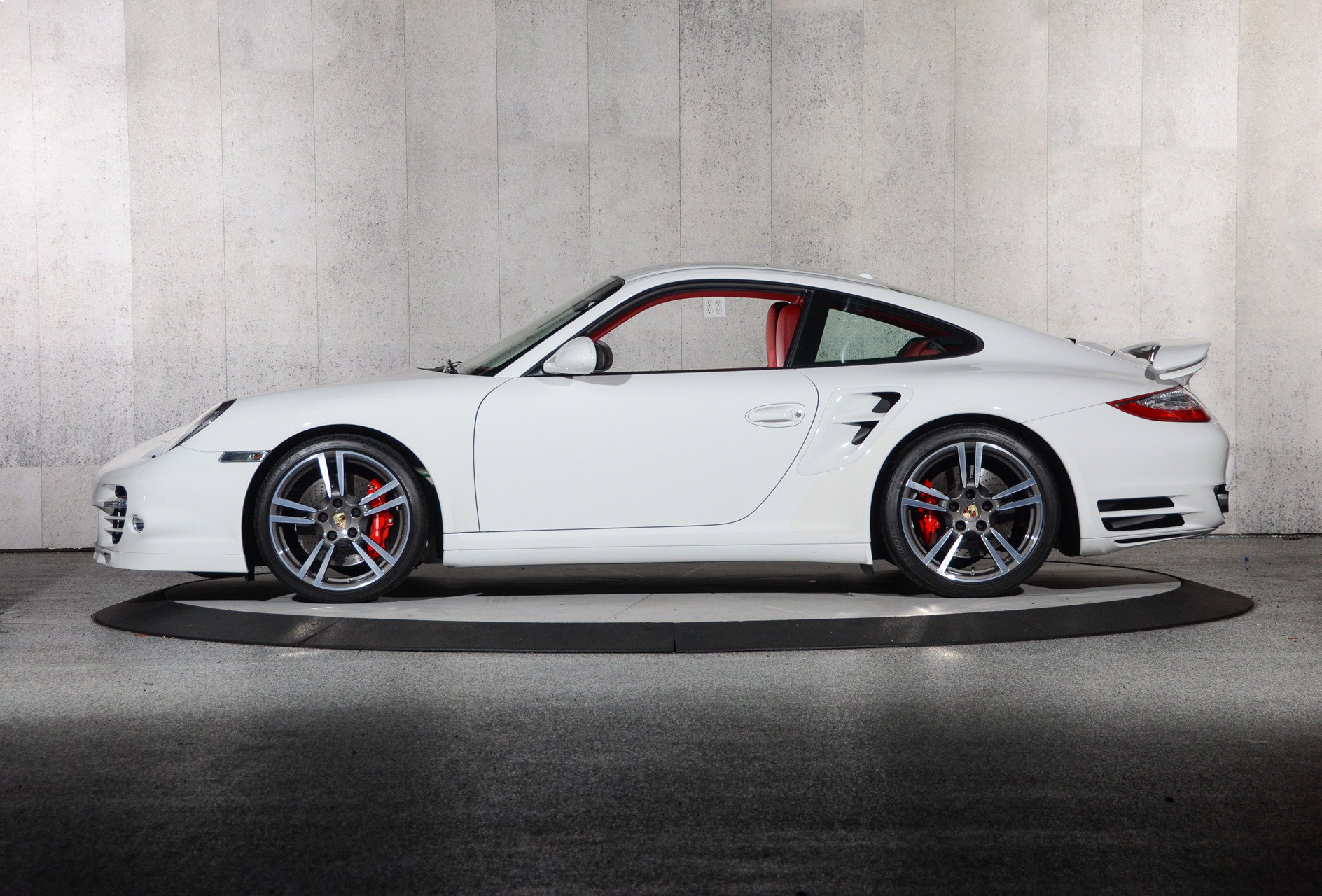 Used 2013 Porsche 911 Turbo AWD/4WD image 11
