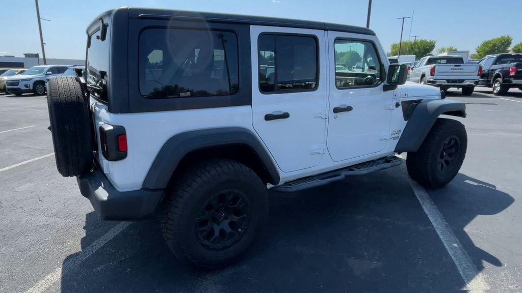 Used 2019 Jeep Wrangler Unlimited Sport S image 2