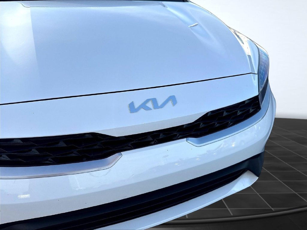 Used 2023 Kia Forte LXS FWD image 40