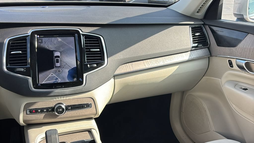 Certified 2024 Volvo XC90 B6 Plus w/ Protection Package Premier AWD/4WD image 7