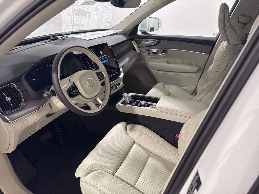 New 2026 Volvo XC90 B6 Ultra w/ Protection Package AWD/4WD image 18