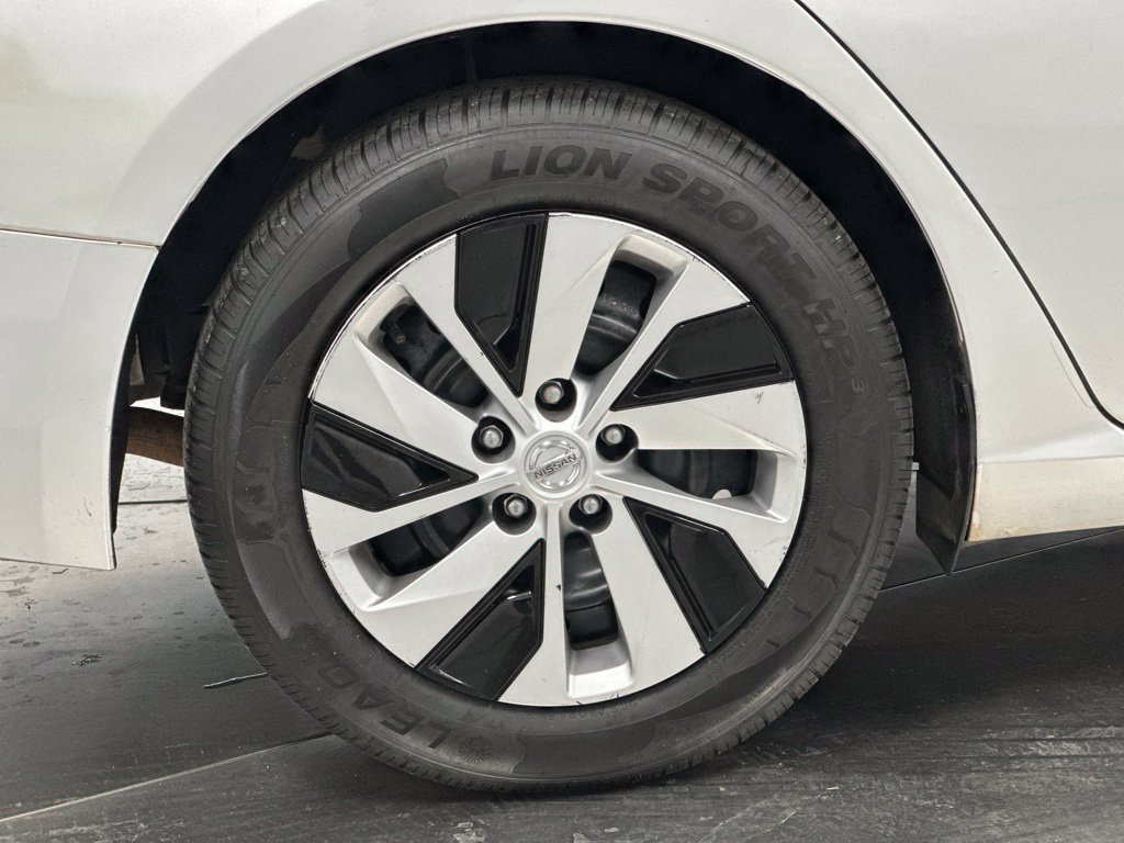 Used 2019 Nissan Altima 2.5 S FWD image 22