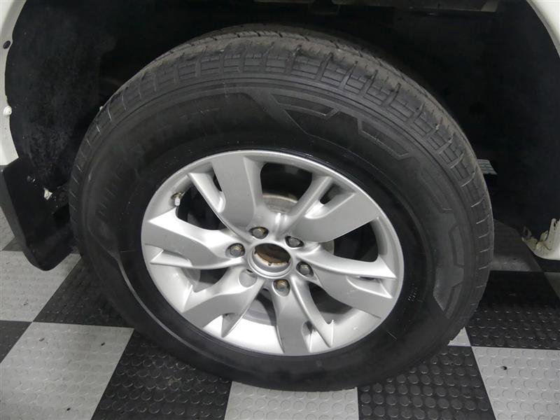 Used 2022 Nissan Titan S w/ S Utility Package image 15