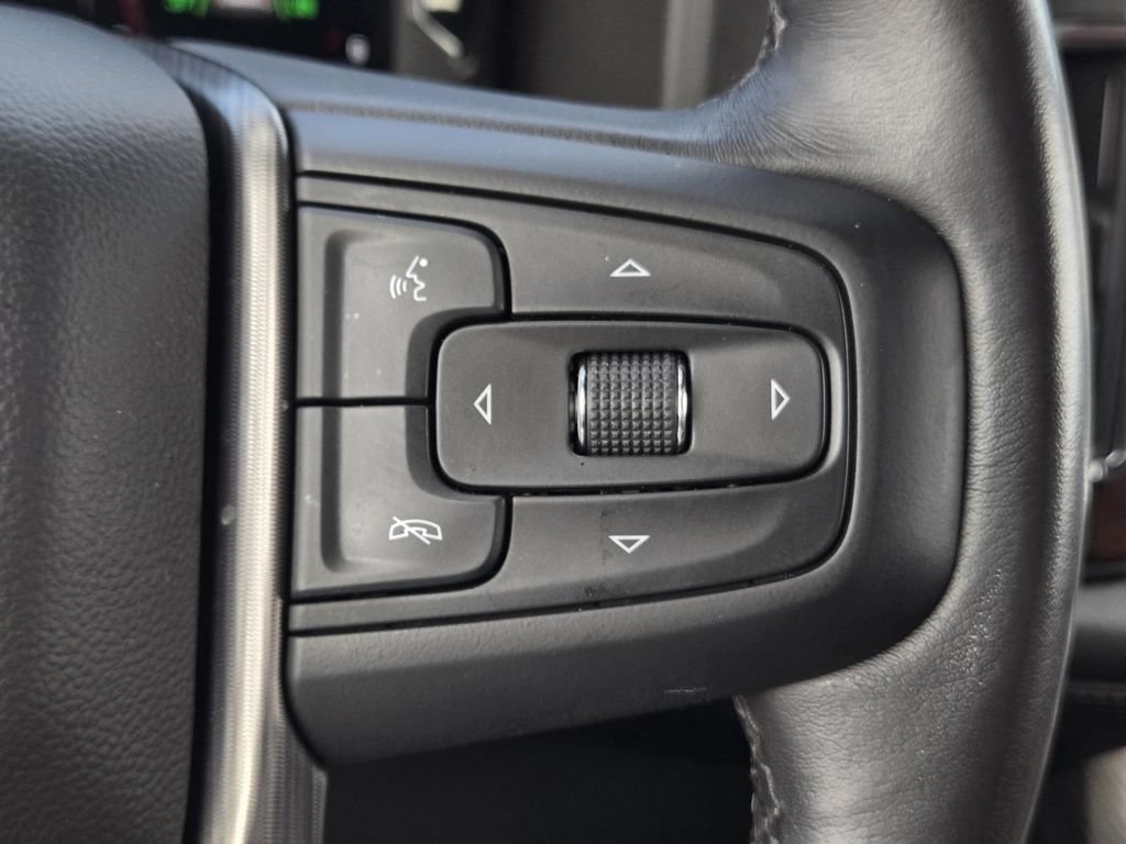 Used 2023 GMC Yukon XL Denali Ultimate AWD/4WD image 13