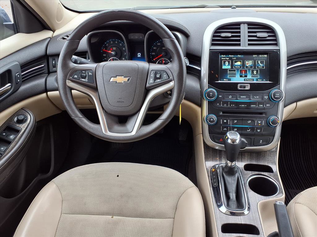 Used 2014 Chevrolet Malibu LT w/ Power Convenience Package image 5