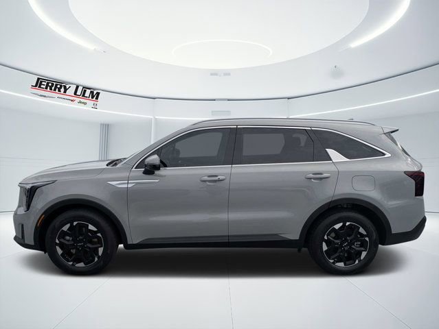 Used 2026 Kia Sorento S FWD image 6