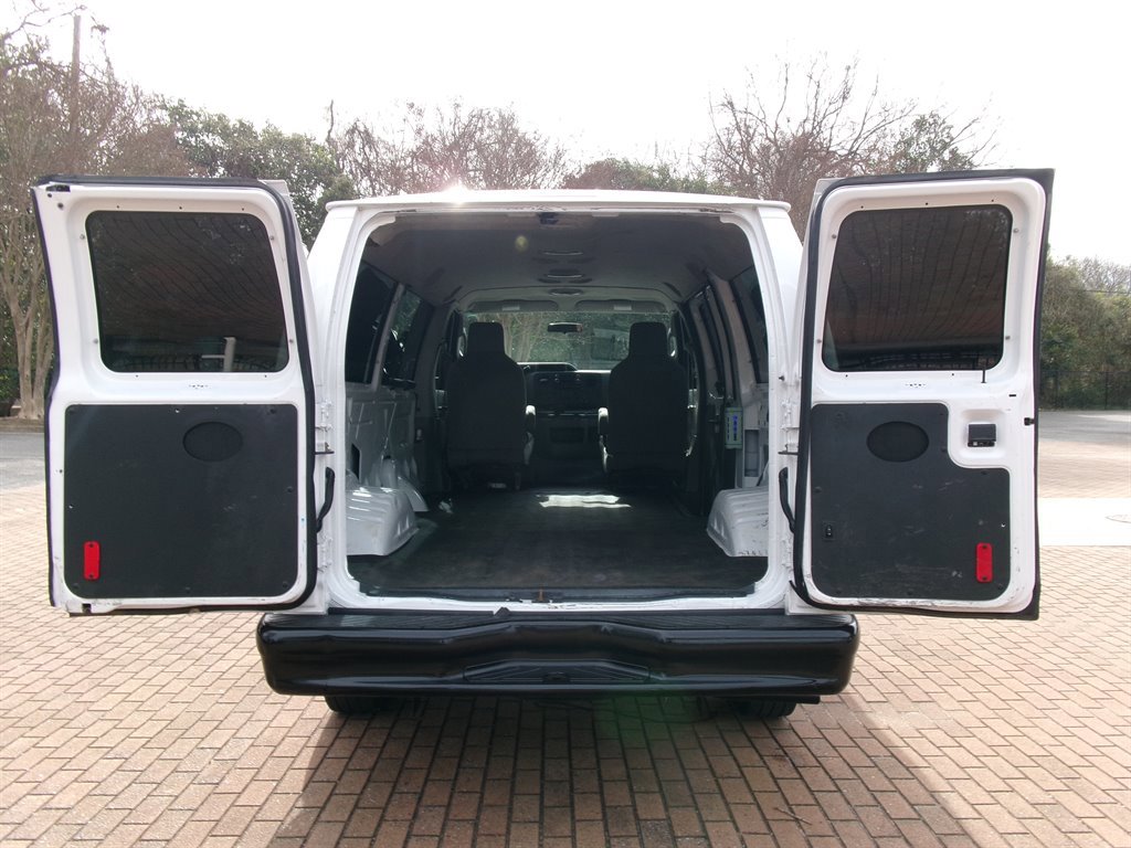Used 2011 Ford E-150 and Econoline 150 w/ PWR Group RWD image 8
