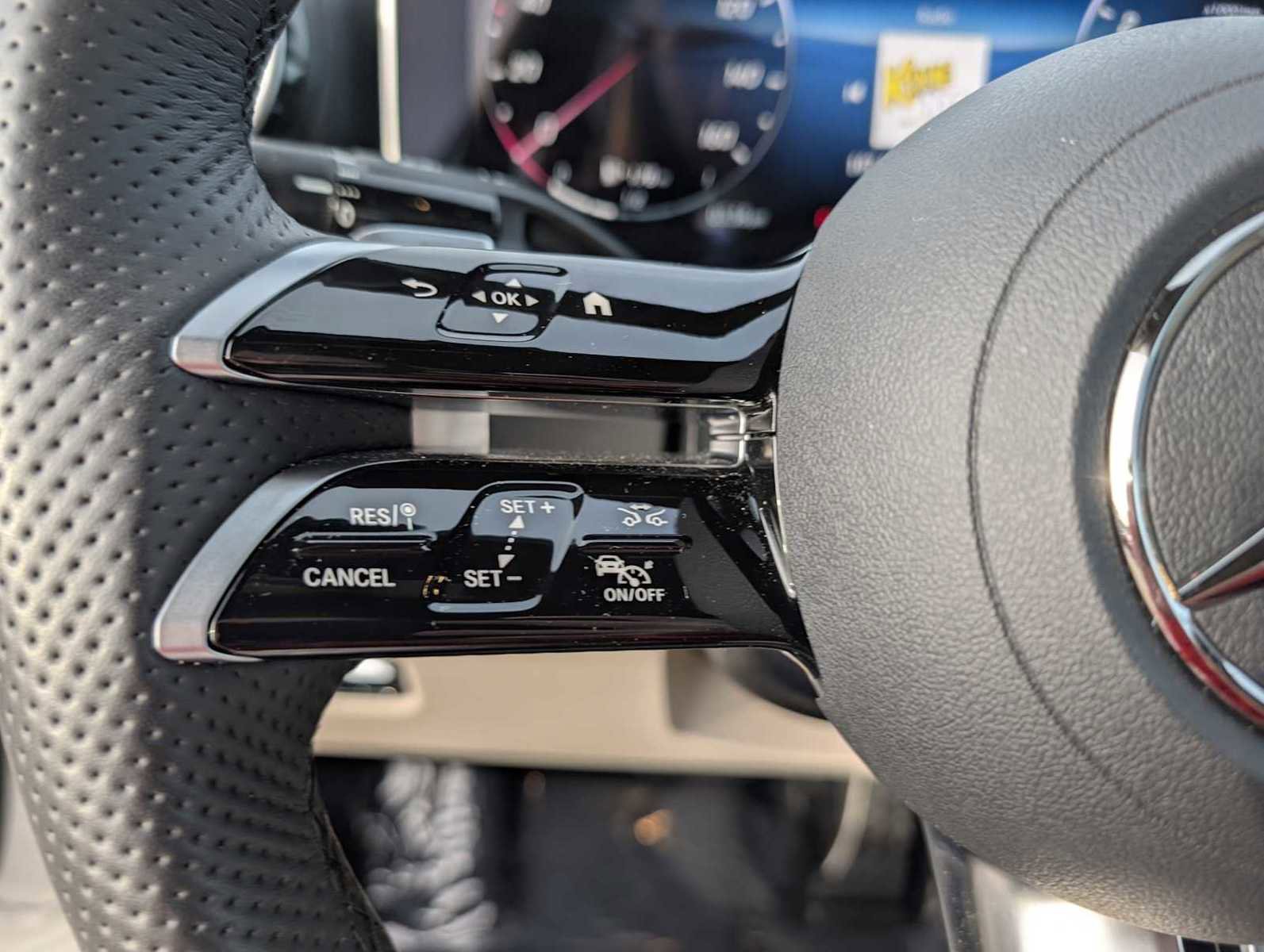 Used 2024 Mercedes-Benz CLE 300 4MATIC Cabriolet image 12