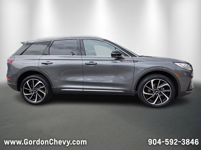 Used 2023 Lincoln Corsair Reserve w/ Equipment Group 201A image 7