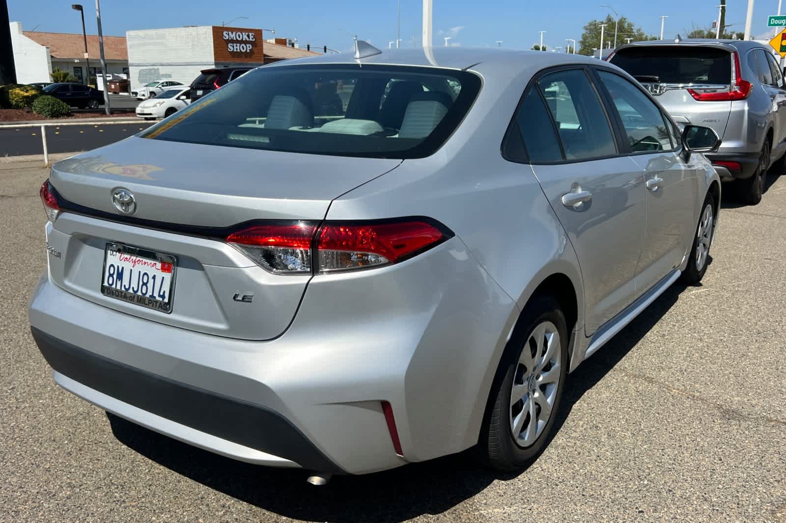 Used 2020 Toyota Corolla LE FWD image 4