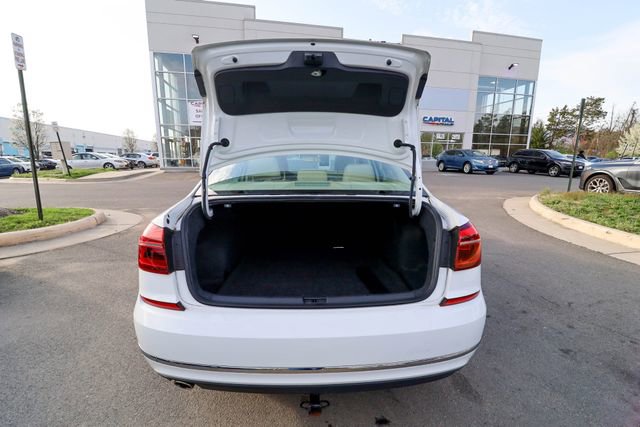 Used 2017 Volkswagen Passat 1.8T SE image 36
