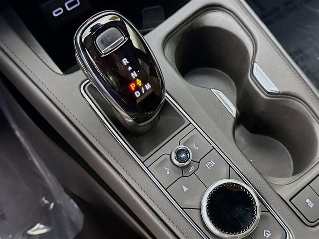 Used 2024 Cadillac XT4 Luxury FWD image 18